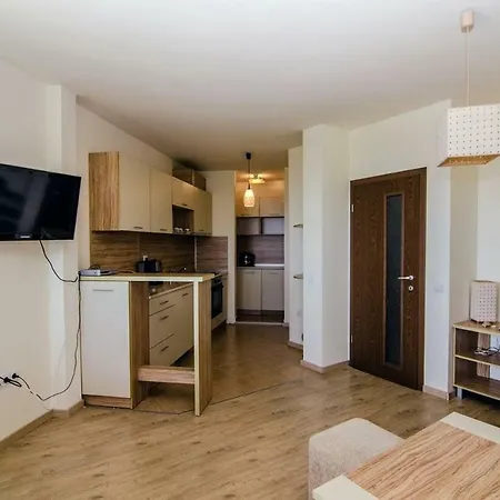 아파트 Apartment Balchik *