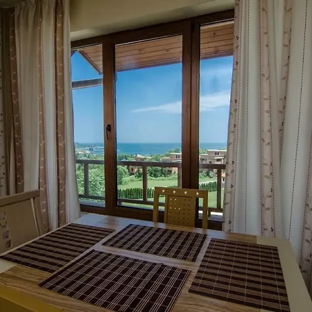 아파트 Apartment Balchik *